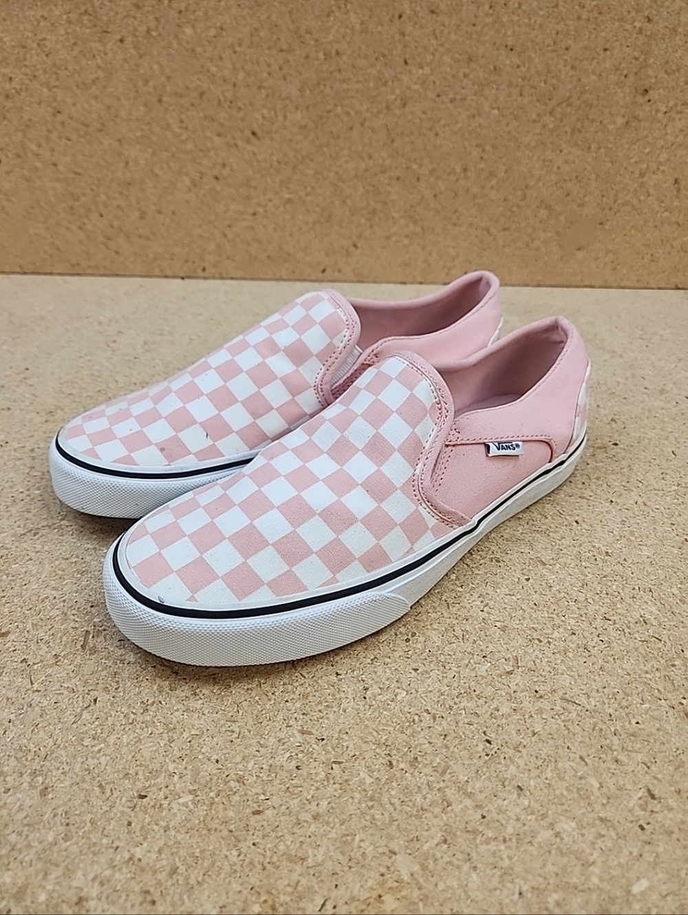 Van's Classic Slip-On Checkerboard Shoe Woman's Size 9 Pink/White